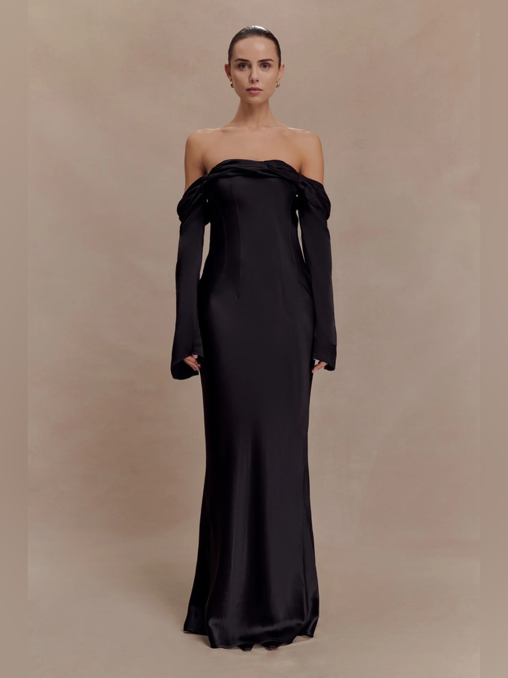 MESHKI | Giselle Off Shoulder Cowl Neck Maxi Dres